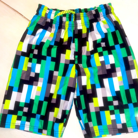 Under Armour Swim Trunks Youth Medium 
